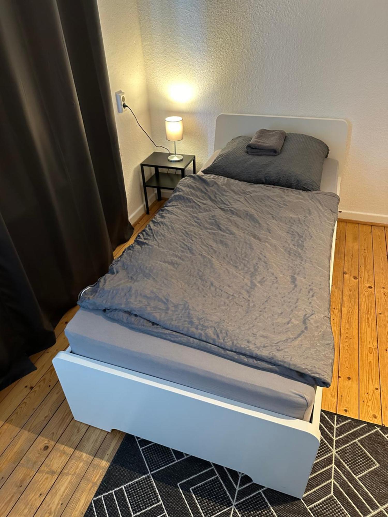 Doppelbett Unterkunft Vahrenwald-List Hannover Esterno foto