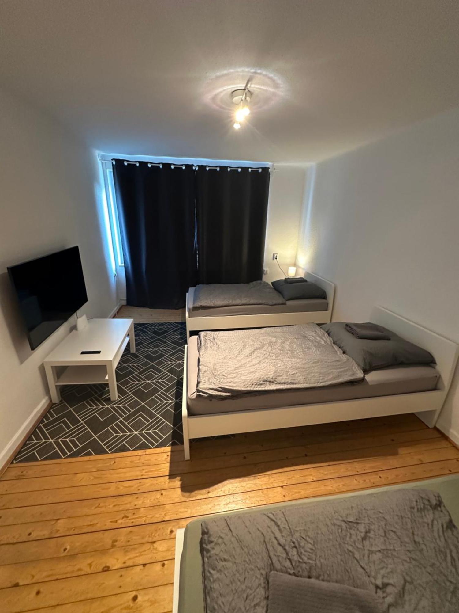 Doppelbett Unterkunft Vahrenwald-List Hannover Esterno foto