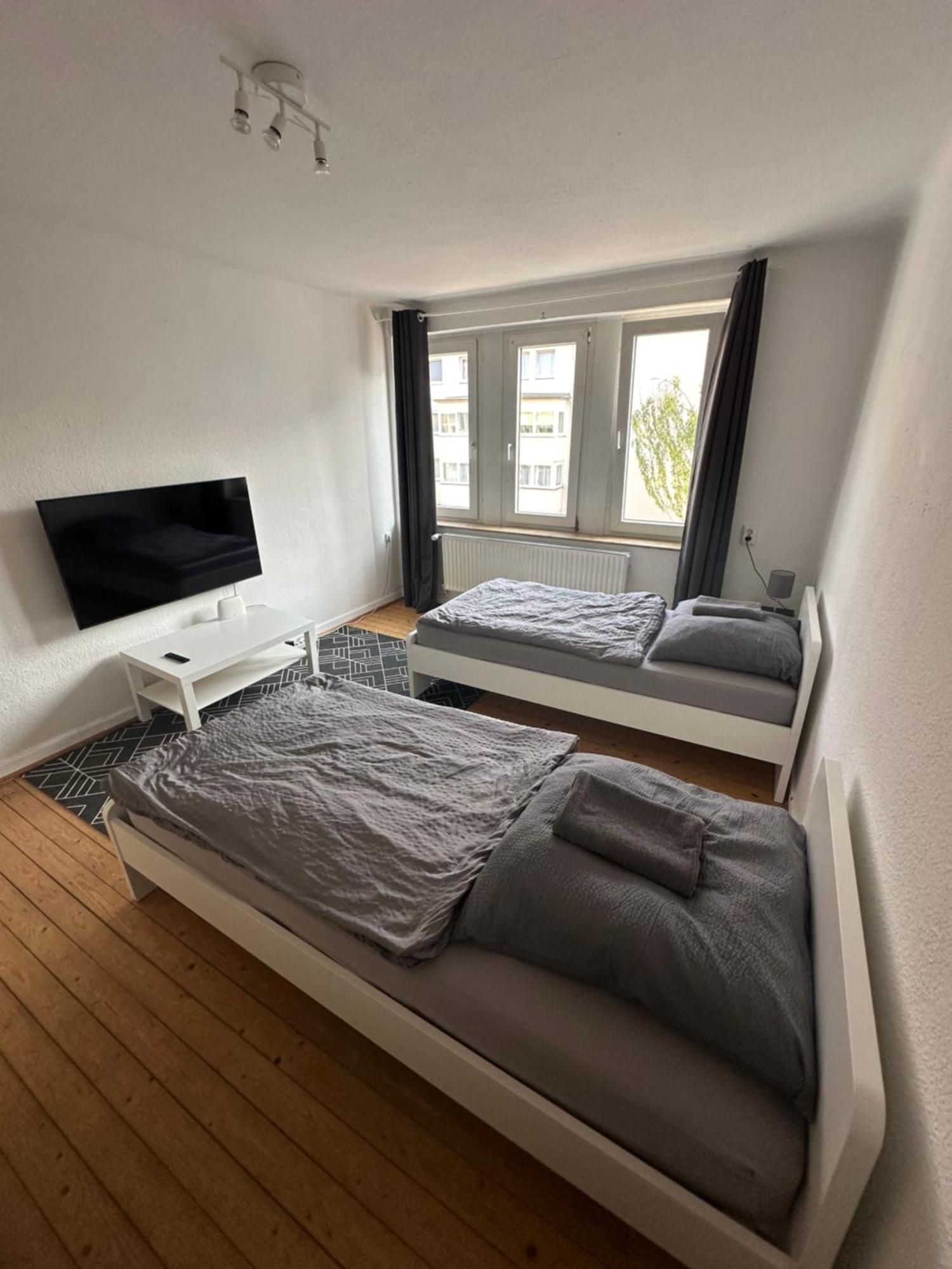 Doppelbett Unterkunft Vahrenwald-List Hannover Esterno foto